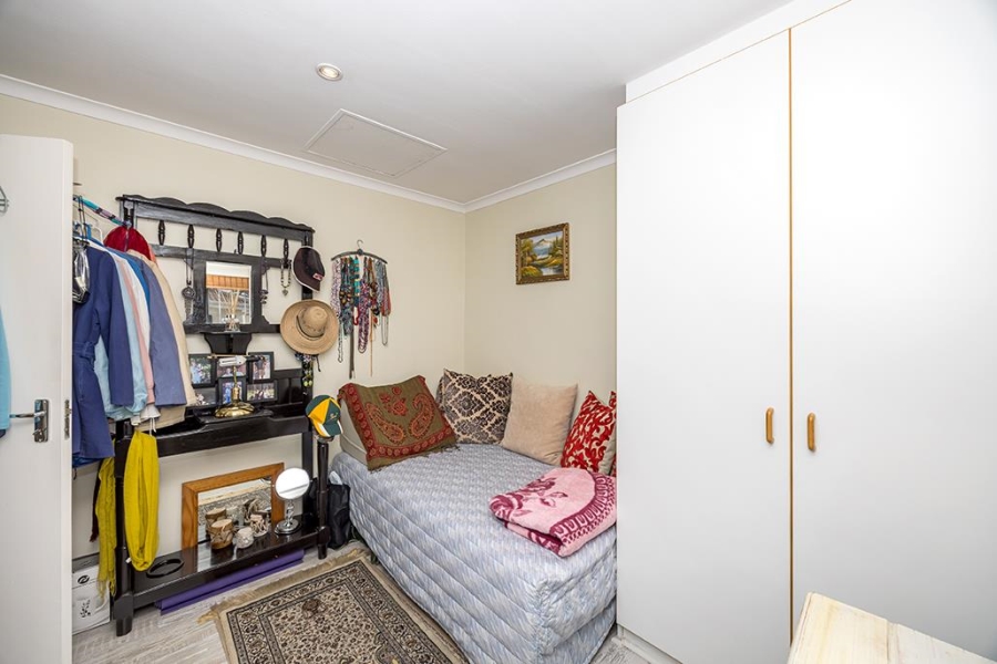 2 Bedroom Property for Sale in Bothasig Western Cape